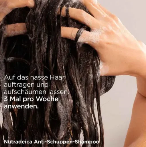 Nutradeica Shampoo gegen Schuppen und fettiges Haar, 200 ml^Isdin New