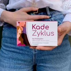KadeZyklus Regelschmerzen Tabletten-bei Krämpfen während der Menstruation, 30 St